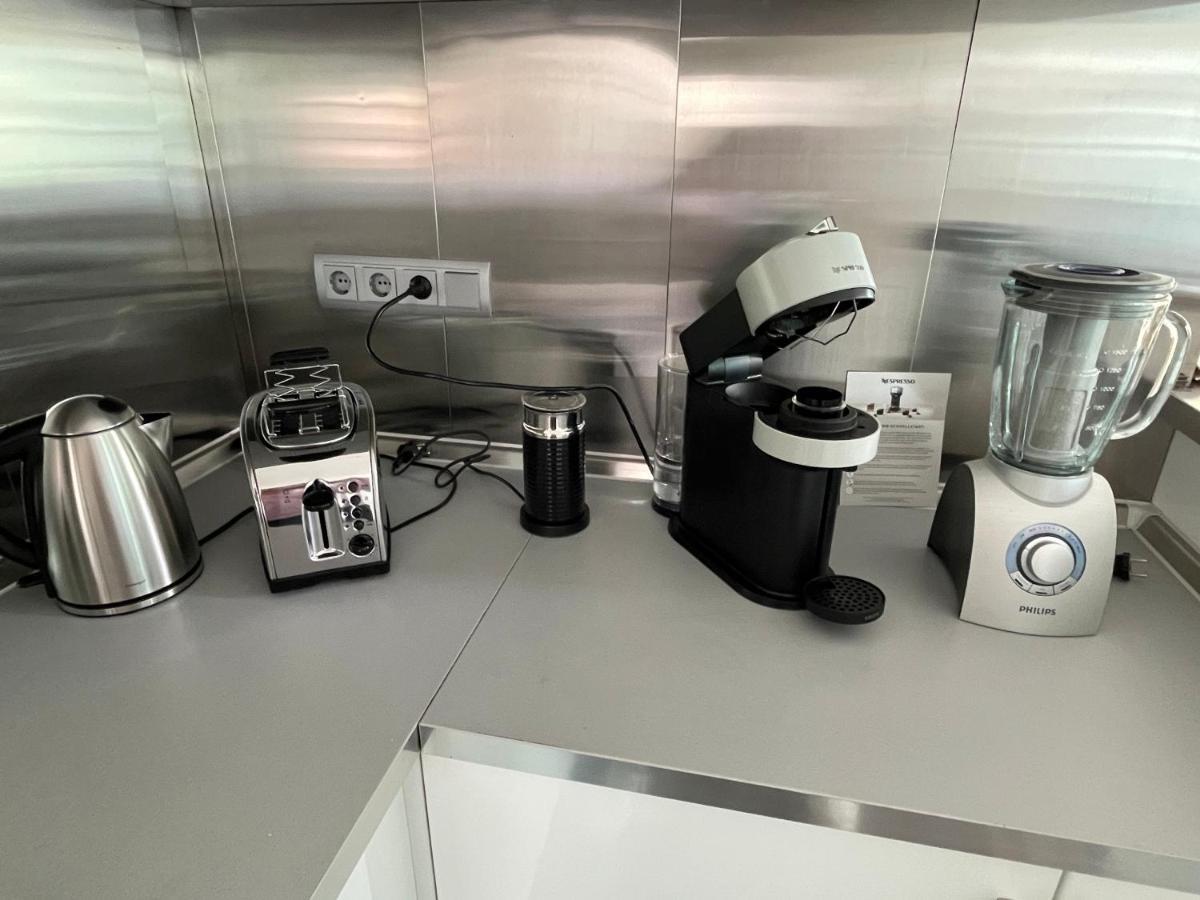 Apartament Airport Fuer 4 - Smart Tv - Kueche - Echarger *