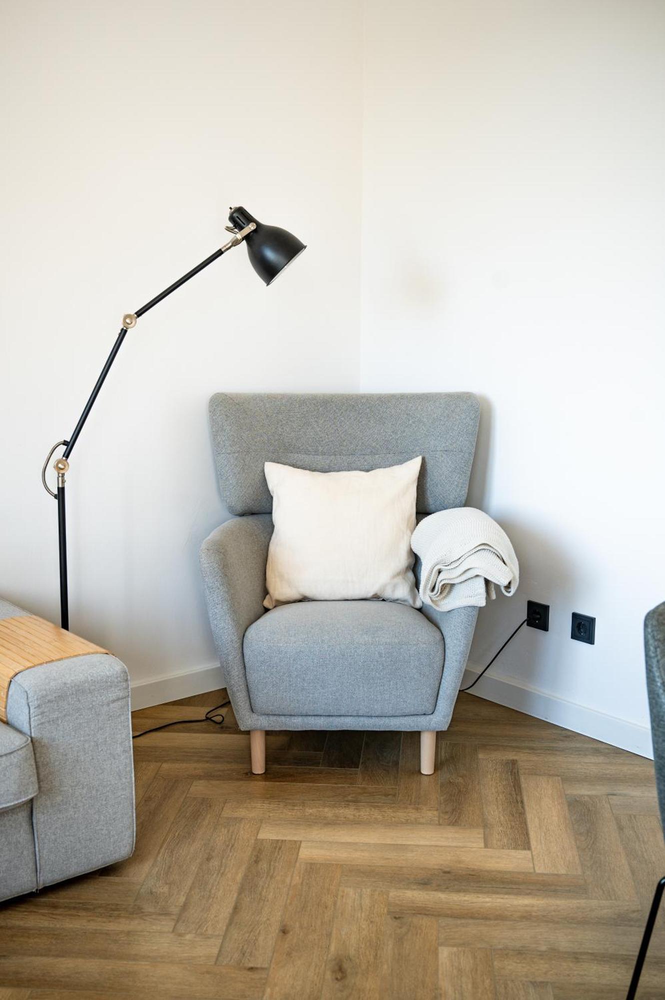 Apartament Airport Fuer 4 - Smart Tv - Kueche - Echarger *