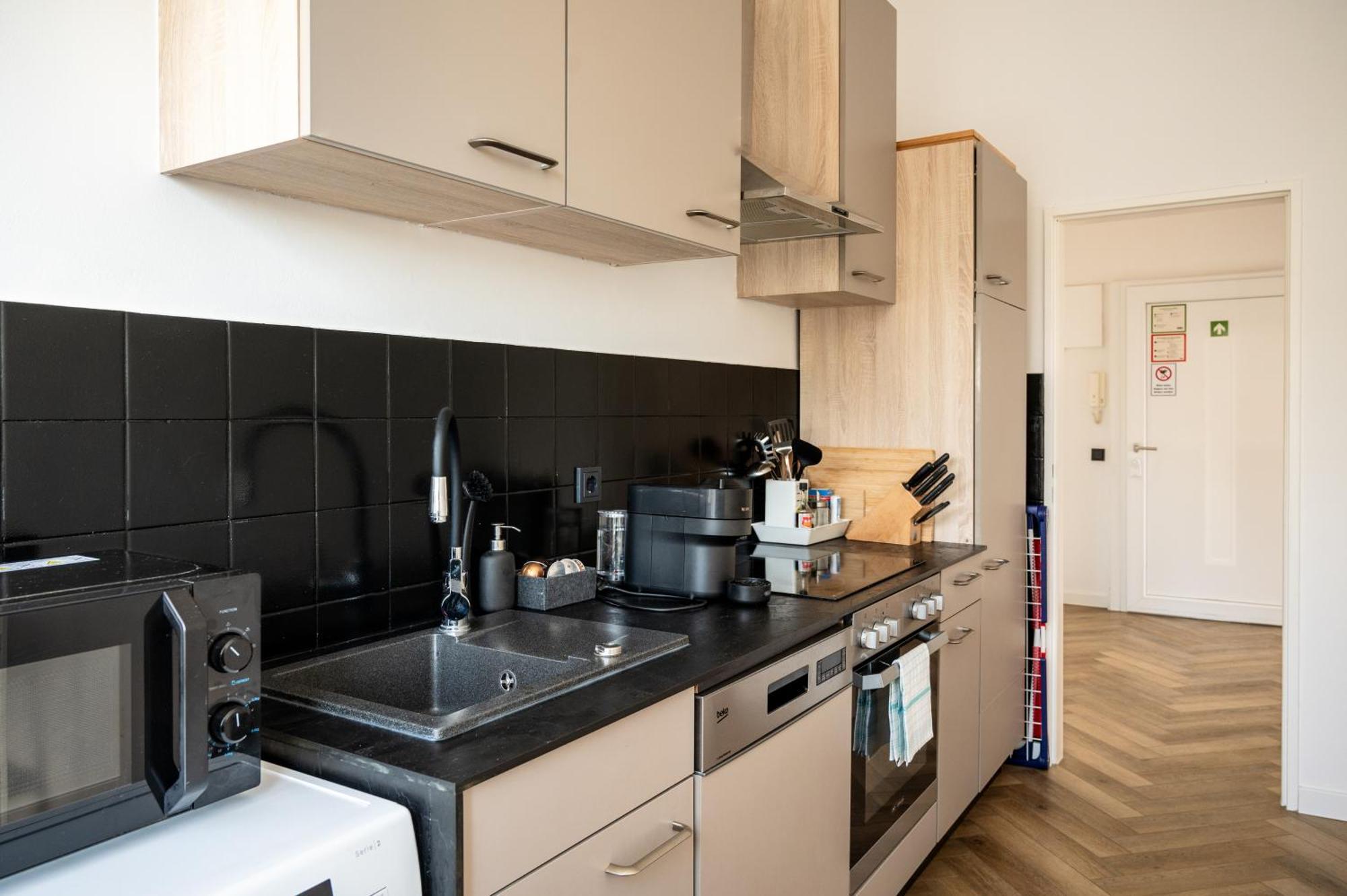 Airport Fuer 4 - Smart Tv - Kueche - Echarger Apartament